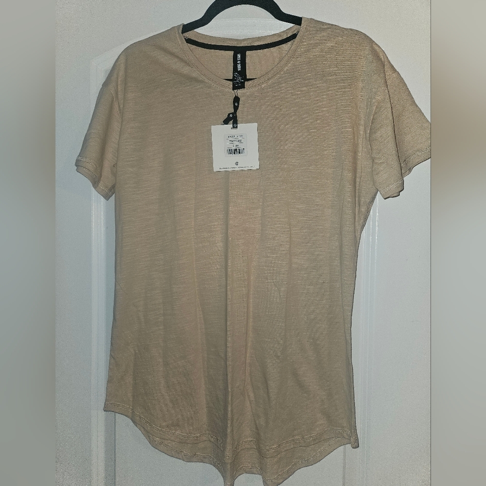 Agnes & Dora Tan Favorite Tee